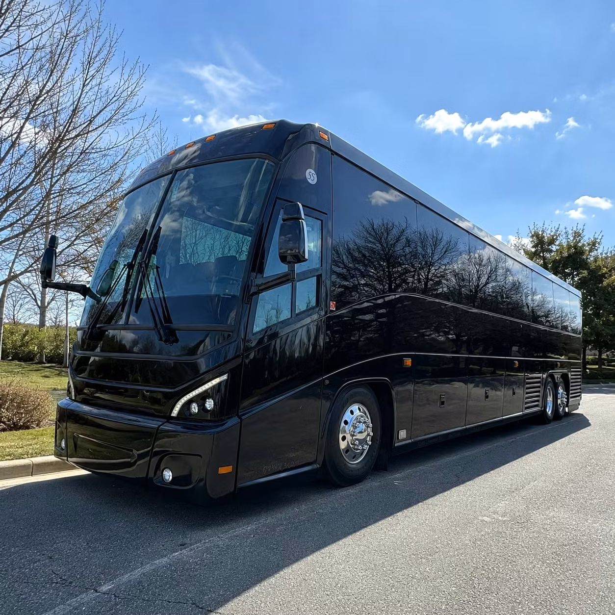 sports team fan charter bus rentals in meridian